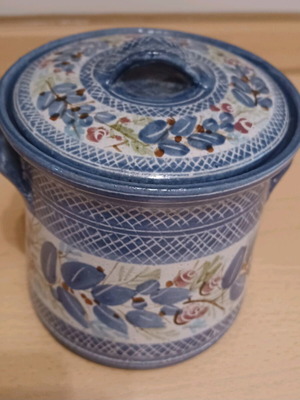 Κεραμικό βάζο με καπάκι και χερουλάκια vintage