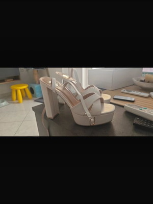 Luigi white platform sandals used, size 39