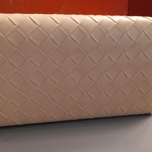 Woven clutch bag new, beige nude with chain