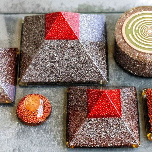Orgonite medium pyramid ALU-COPPER with gold-plated MWO antenna