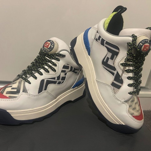 Fendi athletic shoes size 35 like new, white multicolor