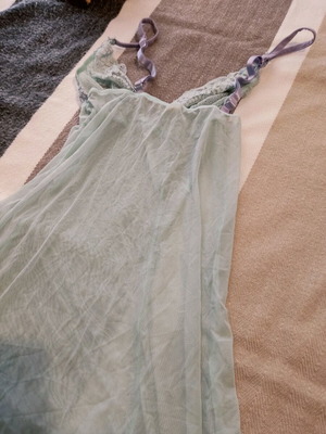 Women's nightgown like new, turquoise with lace and transparency, size S