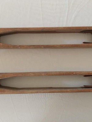 R.ABRAVANEL weaving shuttles used, wooden with metal tips, set of 2