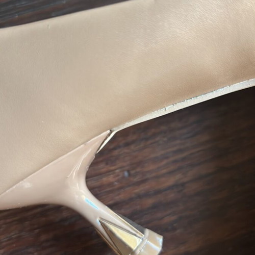 Poti Pati beige patent leather pumps size 37 used, medium heel