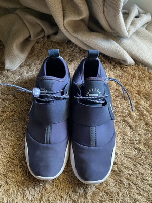 Superdry athletic shoes size 38 like new