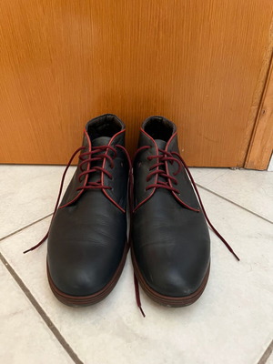 Men's black chukka boots with burgundy laces