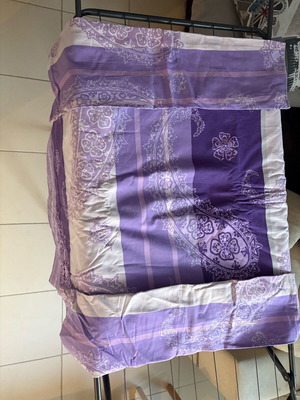Double duvet cover with 2 pillowcases like new