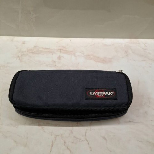 Pencil case like new