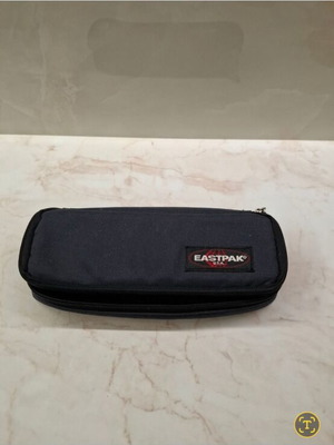 Pencil case like new