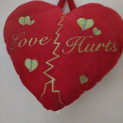 Plush heart with music like new