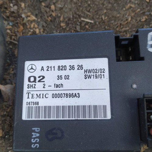 Mercedes-Benz E-Class Sedan (W211) module used, A 211 820 36 26