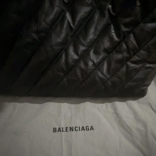 Balenciaga Crush leather shoulder bag like new, black quilted