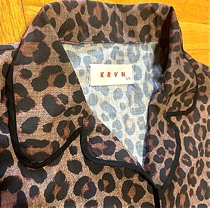 Karavan short leopard print shirt
