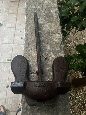 Metal Anchor SEMA 5kg Hall Type used, cast iron