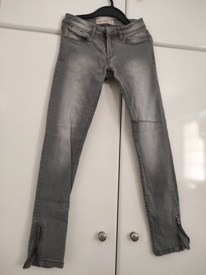Γυναικείο τζιν Pink Woman No34/XS σαν καινούργιο, γκρι με φερμουάρ
