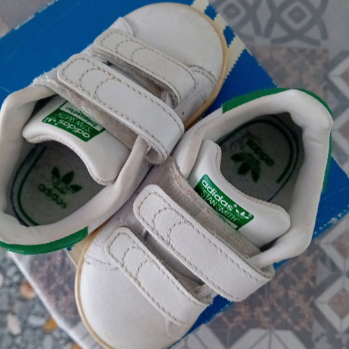 Adidas Stan Smith used, size 20 baby shoes