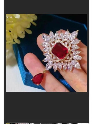Barocco Rosso brooch new with sparkling zircon and red stone