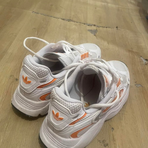 Adidas sneakers size 40, white and orange