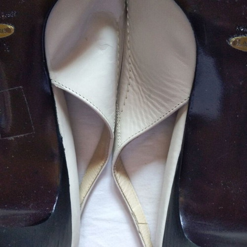 Kalogiou leather pumps new, ecru color, size 39-40