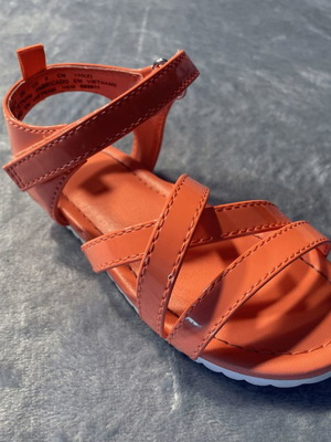H&M children's sandals size 25