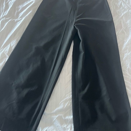 Pull & Bear wide-leg black pants like new with button salopette feature