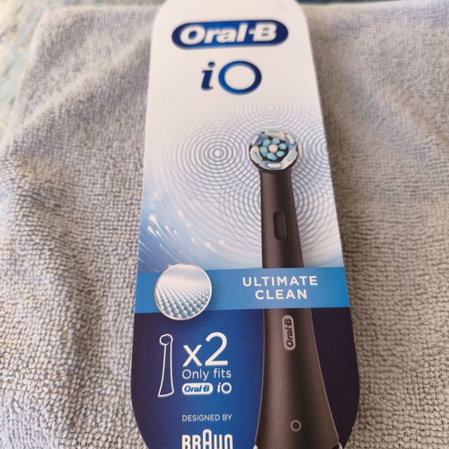 Oral B iQ 2 replacement brush heads new, unused