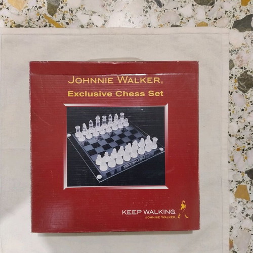 Johny Walker collectible glass chess set new