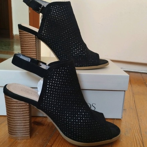 Women's sandals like new, black castor size 37
