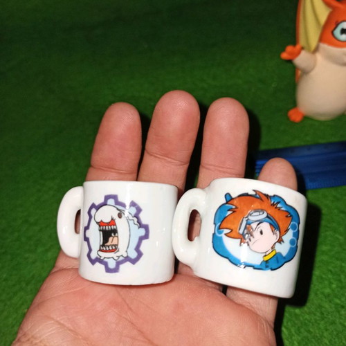 Digimon Patamon figure 1999 and two mini cups used
