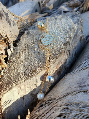 Επιχρυσωμένο βραχιόλι με χάντρες και μαργαριτάρια καινούργιο