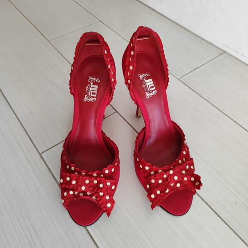 JLo Jennifer Lopez Heels like new, size 38, red and white polka dot