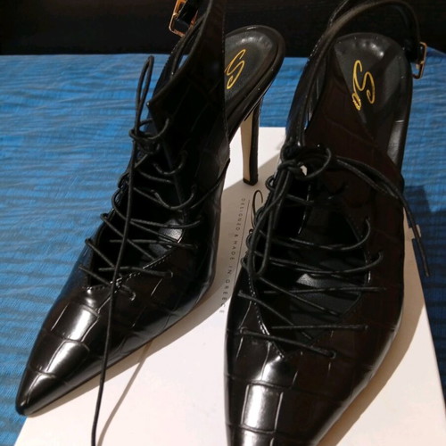 Sante pumps new, size 39, black leather, 10 cm heel with laces