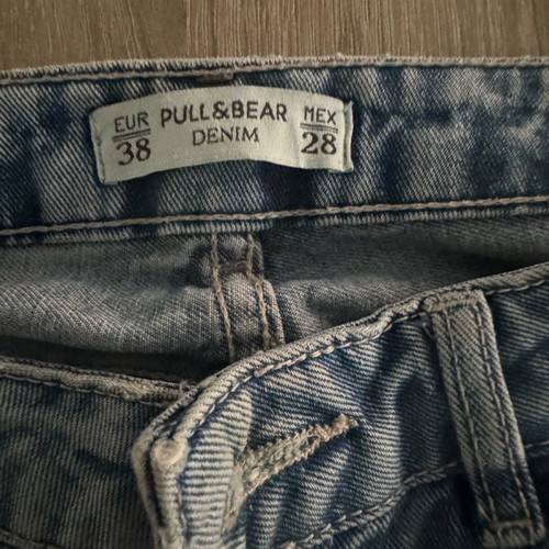 Jeans in excellent condition, size 38