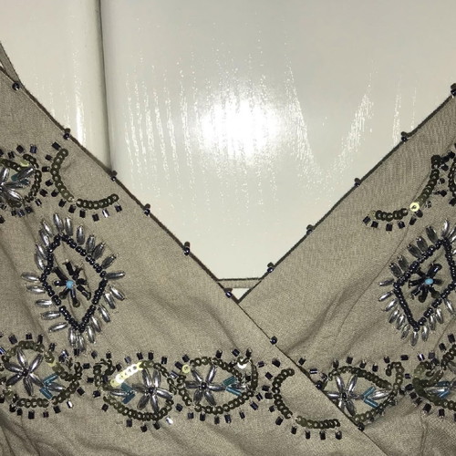 Sarah Lawrence khaki top new with embroidery on bust