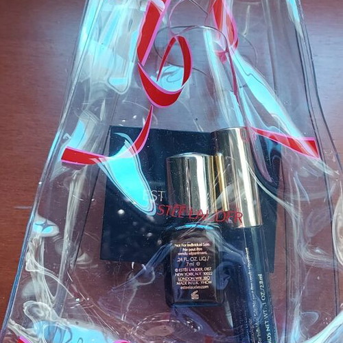 Estée Lauder products new small size eyeshadow palette, mascara, serum