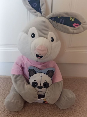 Λούτρινο Bug's Banny με panda σαν καινούργιο