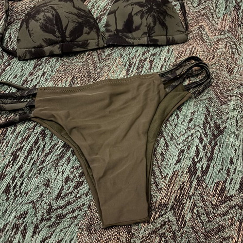 Swimsuit set used, black and green, sizes S and M