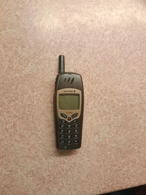 Ericsson A2618s τηλέφωνο μεταχειρισμένο, χωρίς φορτιστή, άγνωστο αν λειτουργεί