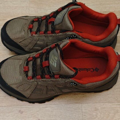 Columbia hiking shoes like new, size 41.5, leather