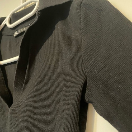 Zara black long-sleeve crop top like new, size S