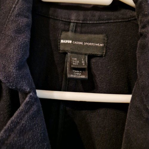 Mango castor coat used with short sleeves and cross button closure
