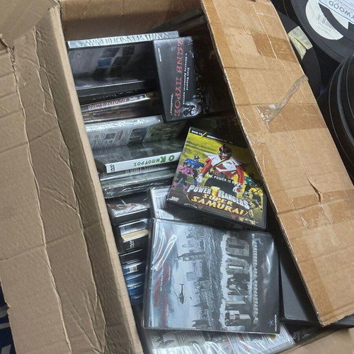 DVD pack of 4000 like new, old movies