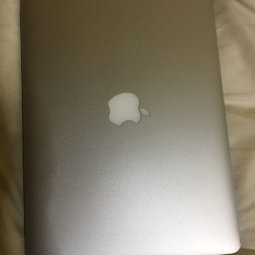 MacBook Air 13 2015 like new, 128GB SSD, macOS Monterey