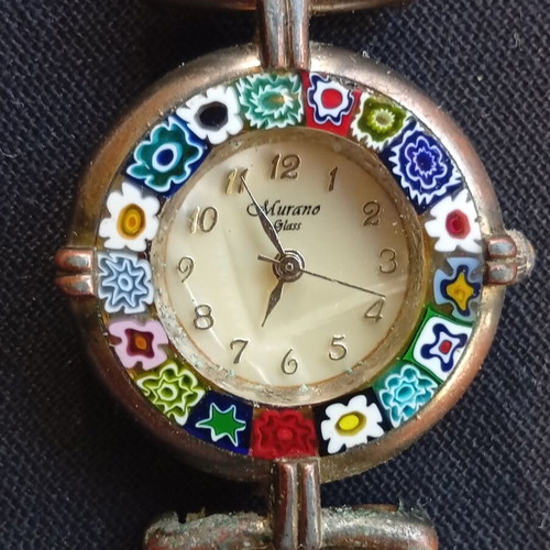 Murano watch used, broken chain