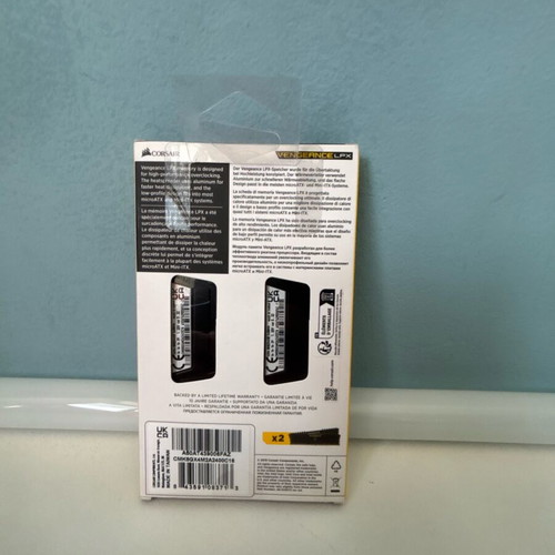 Corsair Vengeance DDR4 DIMM RAM new 8GB (2x4GB) 2400MHz