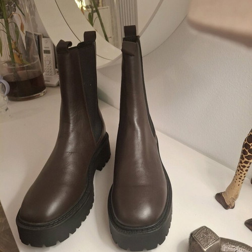 PS leather boots brown new, size 40