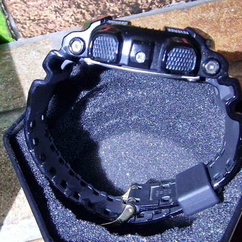 Casio G-Shock GA-110GB-1AER watch like new, men's black