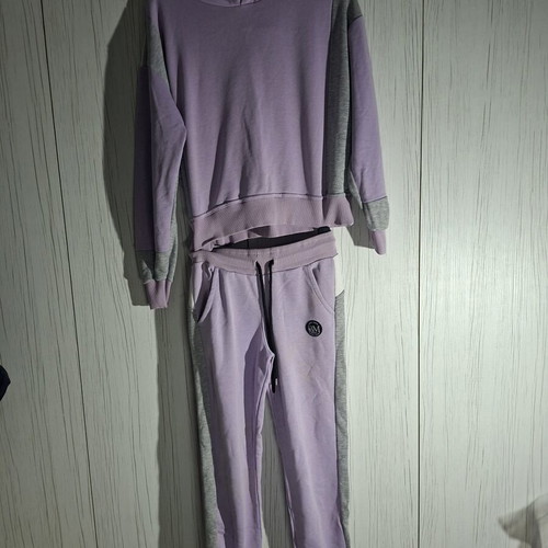 Body Move sports set used, size S, lilac and gray
