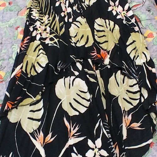 Asymmetric maxi skirt Benissimo like new, tropical floral print, size S