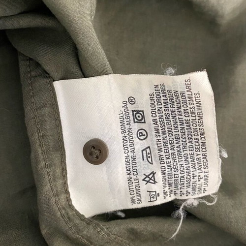 Levi’s women’s shirt M khaki thin fabric like new